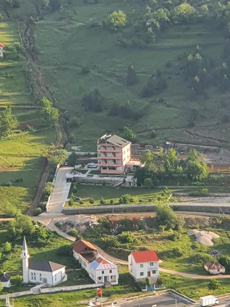Lura Hotel Fushe-Lure Экстерьер фото