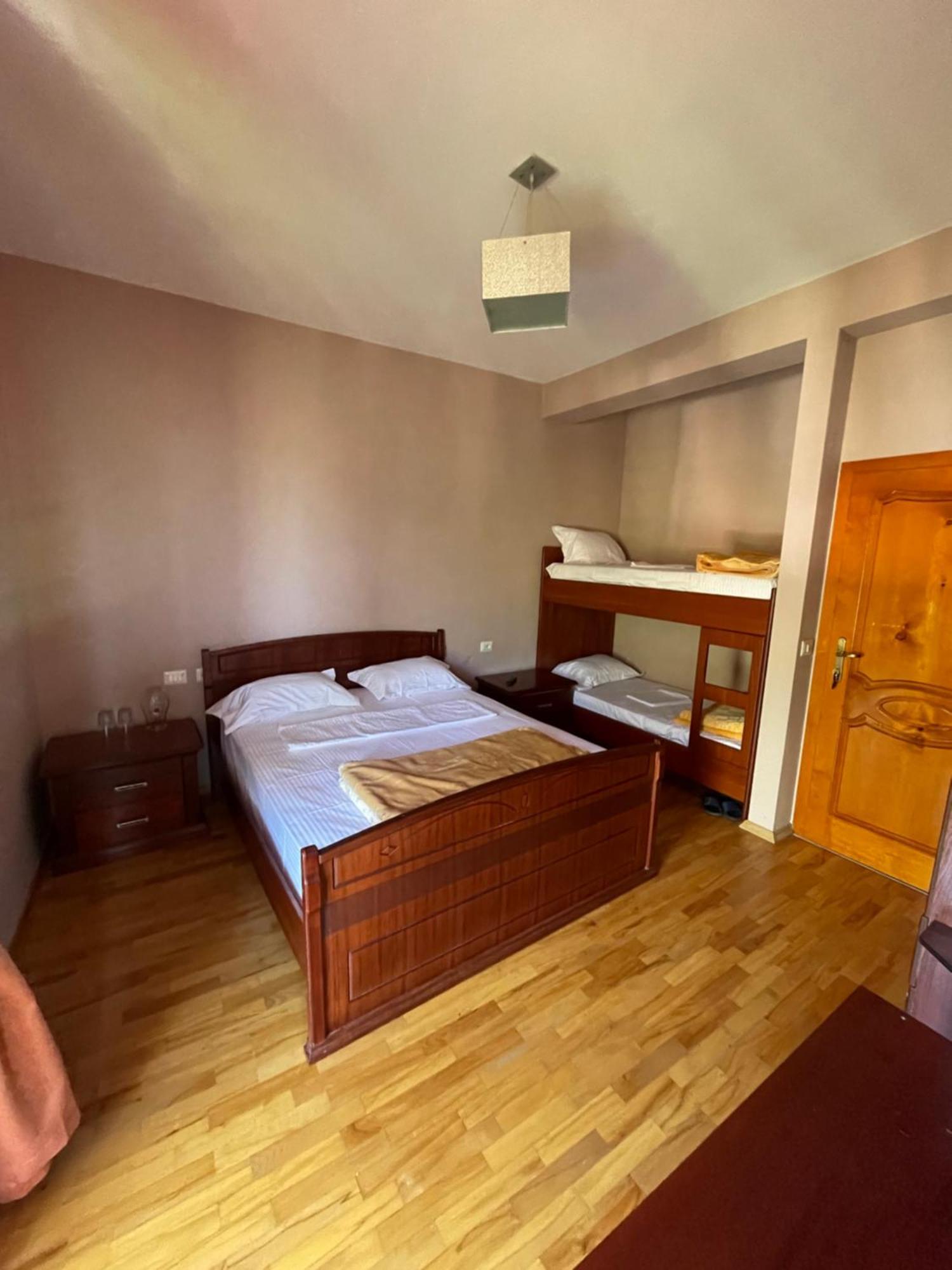 Lura Hotel Fushe-Lure Экстерьер фото