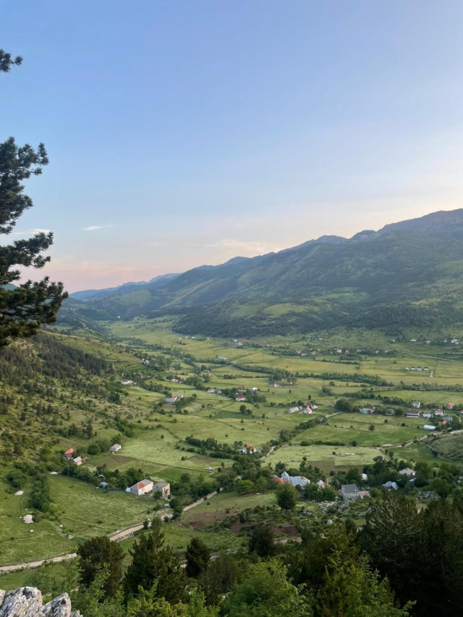 Lura Hotel Fushe-Lure Экстерьер фото