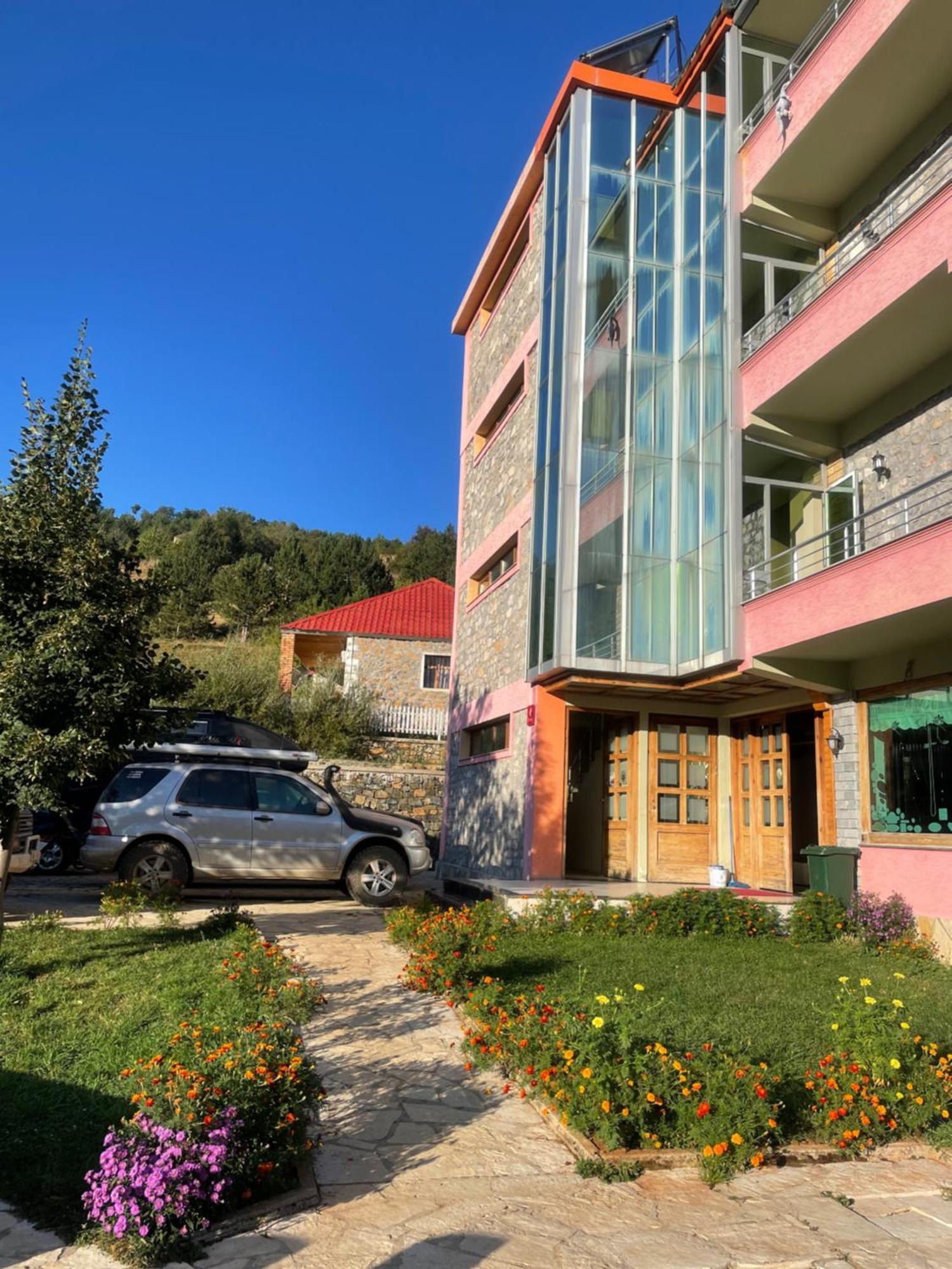 Lura Hotel Fushe-Lure Экстерьер фото
